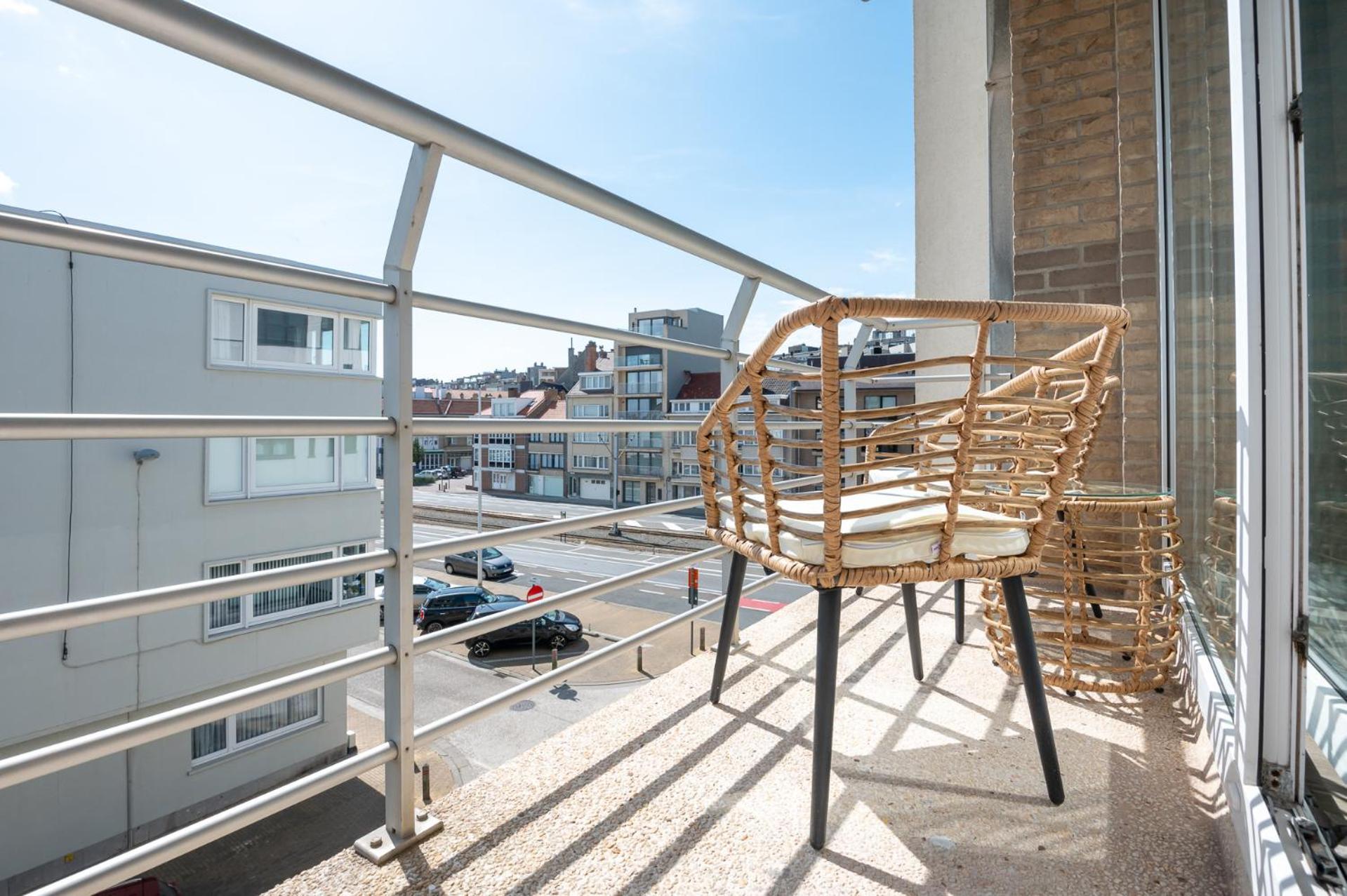 Modern Close To The For 6 * Ostend